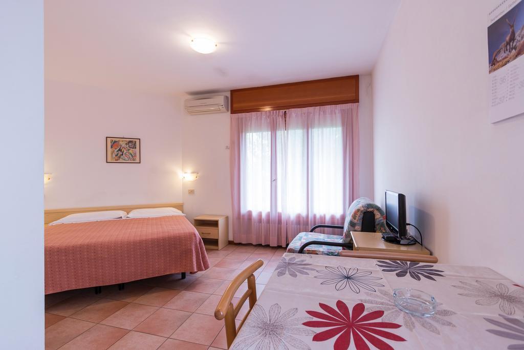 Residence Piccolo Milano Marittima Eksteriør billede