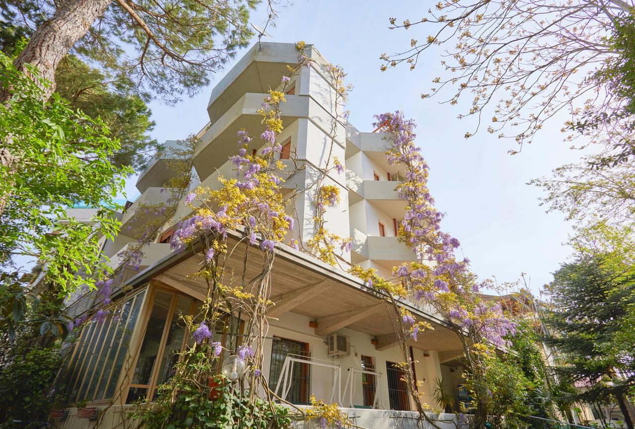 Residence Piccolo Milano Marittima Eksteriør billede